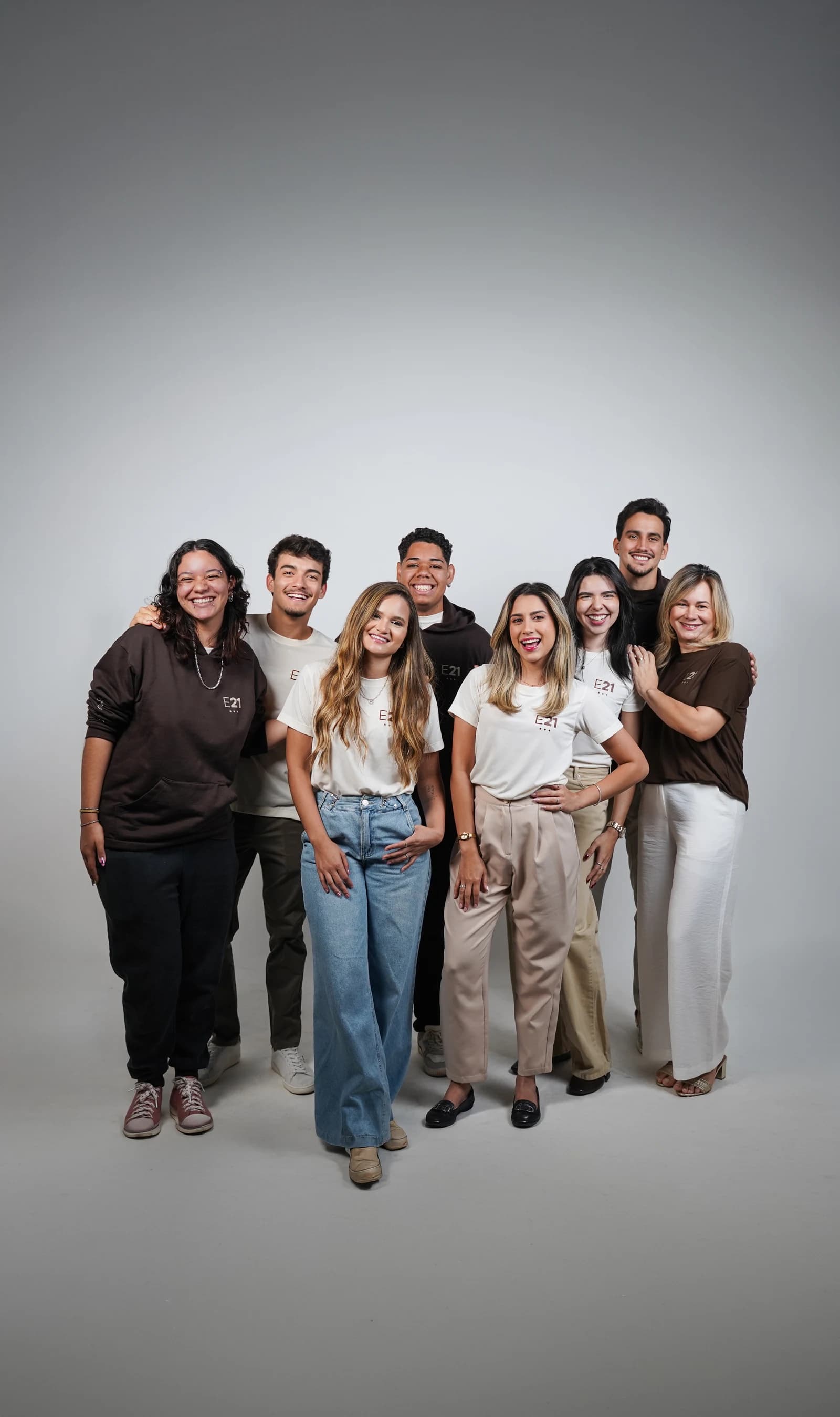 Equipe do E21, produtora de conteúdo em Brasília